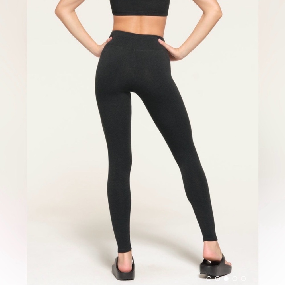 Skims Outdoor Basic High Waist Leggings/Onyx/Size M/BNWT - Picture 3 of 8